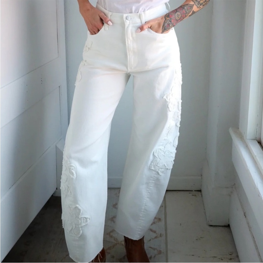 NWT Free People x Driftwood Parker Barrel Jeans Patchwork Petunia Floral Sz 33 - Picture 2 of 13